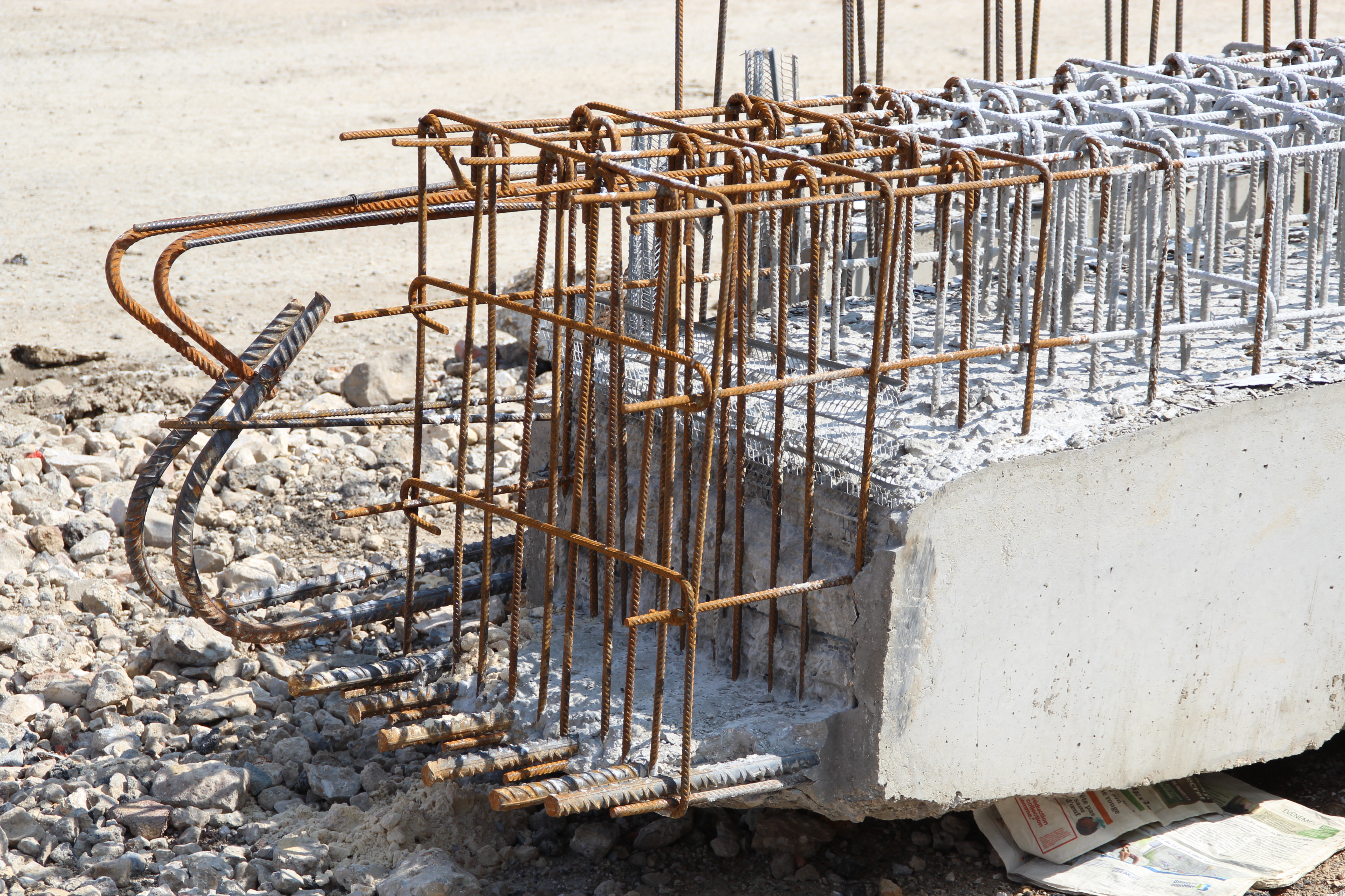 Chantier de construction du complexe associatif multifonctions à Antony 07.jpg